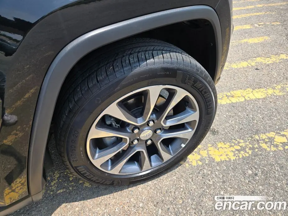Jeep Cherokee 2018 3.6 автомат (гидро), фото 13 Jeep Cherokee 2018 3.6 автомат (гидро), фото 13
