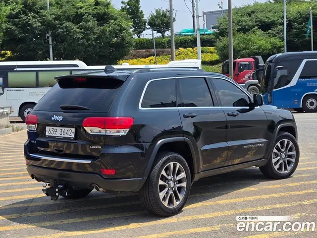 Jeep Cherokee 2018 3.6 автомат (гидро), миниатюра 3 Jeep Cherokee 2018 3.6 автомат (гидро), миниатюра 3
