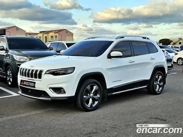 Jeep Cherokee 2020 2.4 автомат (гидро), миниатюра 1