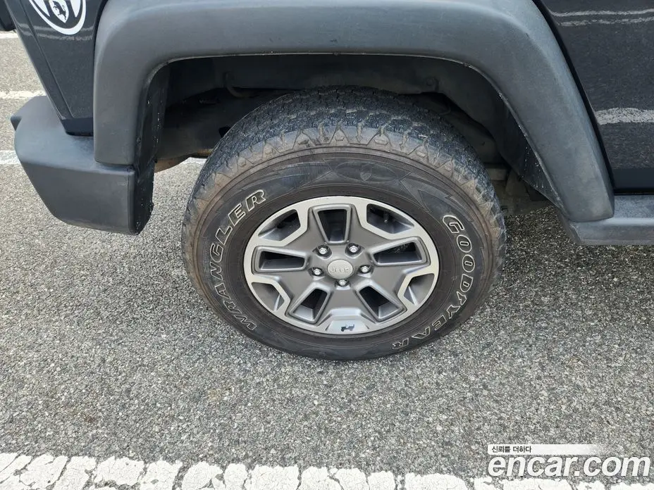 Jeep Wrangler 2017 3.6 автомат (гидро), фото 17 Jeep Wrangler 2017 3.6 автомат (гидро), фото 17