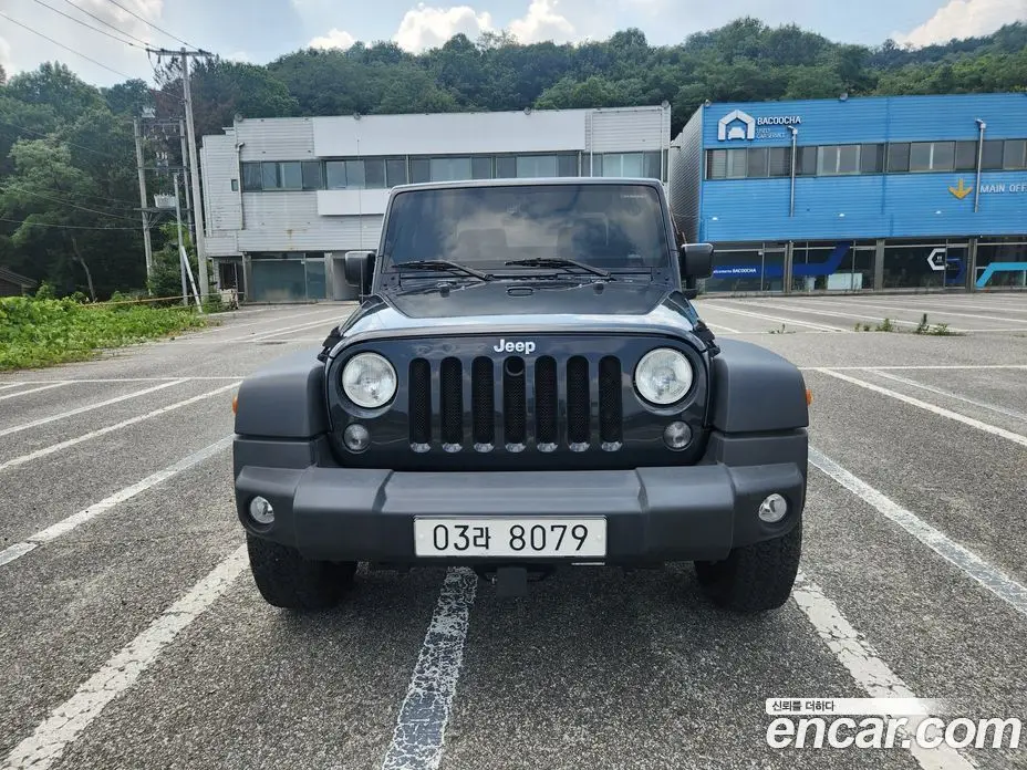 Jeep Wrangler 2017 3.6 автомат (гидро), фото 5 Jeep Wrangler 2017 3.6 автомат (гидро), фото 5
