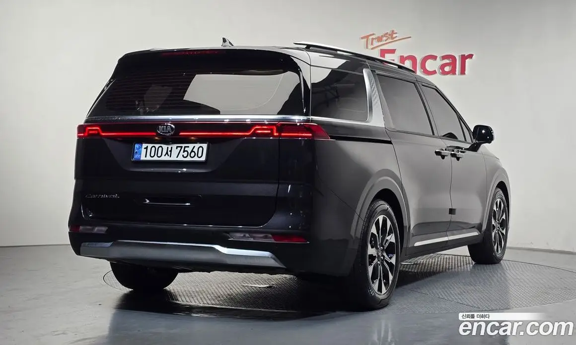 Kia Carnival 2021 3.5 автомат (гидро), фото 2 Kia Carnival 2021 3.5 автомат (гидро), фото 2
