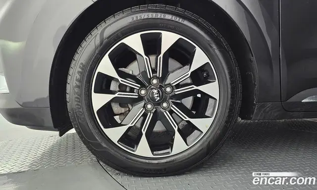 Kia Carnival 2021 3.5 автомат (гидро), миниатюра 5 Kia Carnival 2021 3.5 автомат (гидро), миниатюра 5