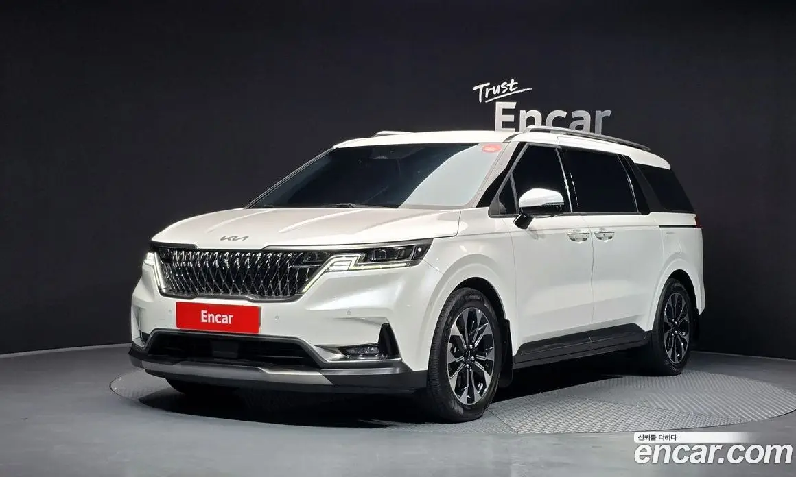 Kia Carnival 2022 3.5 автомат (гидро), фото 1 Kia Carnival 2022 3.5 автомат (гидро), фото 1