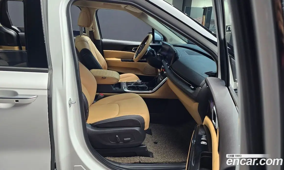 Kia Carnival 2022 3.5 автомат (гидро), фото 17 Kia Carnival 2022 3.5 автомат (гидро), фото 17