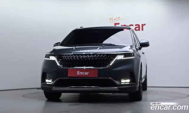 Kia Carnival 2023 3.5 автомат (гидро), миниатюра 3 Kia Carnival 2023 3.5 автомат (гидро), миниатюра 3