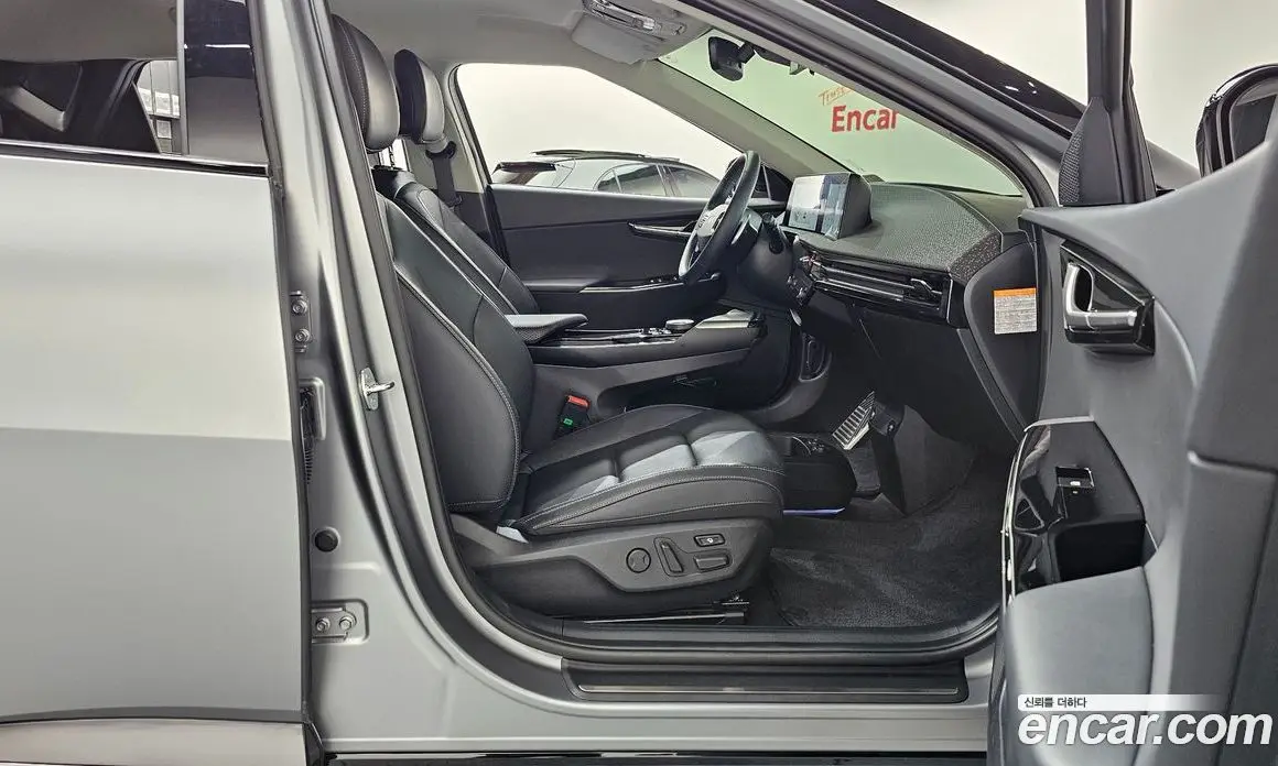 Kia EV6 2023 0.1 автомат (гидро), фото 16 Kia EV6 2023 0.1 автомат (гидро), фото 16