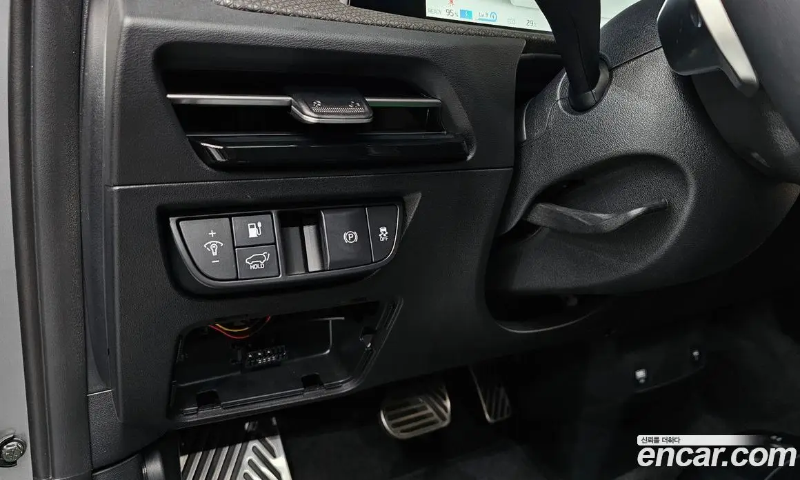 Kia EV6 2023 0.1 автомат (гидро), фото 27 Kia EV6 2023 0.1 автомат (гидро), фото 27