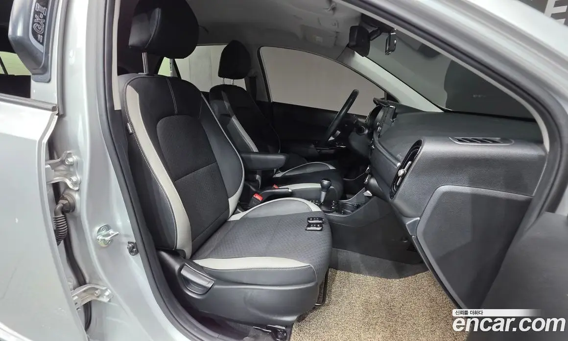 Kia Morning 2019 1.0 автомат (гидро), фото 28 Kia Morning 2019 1.0 автомат (гидро), фото 28