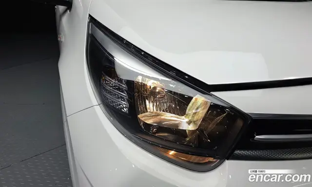 Kia Morning 2022 1.0 автомат (гидро), миниатюра 8