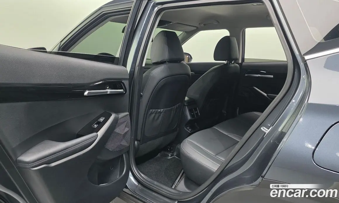 Kia Seltos 2024 1.6 автомат (гидро), фото 16 Kia Seltos 2024 1.6 автомат (гидро), фото 16