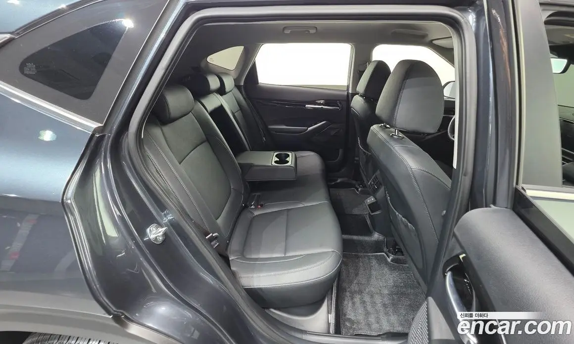 Kia Seltos 2024 1.6 автомат (гидро), фото 18 Kia Seltos 2024 1.6 автомат (гидро), фото 18