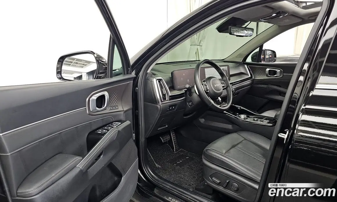 Kia Sorento 2023 2.5 автомат (гидро), фото 13 Kia Sorento 2023 2.5 автомат (гидро), фото 13
