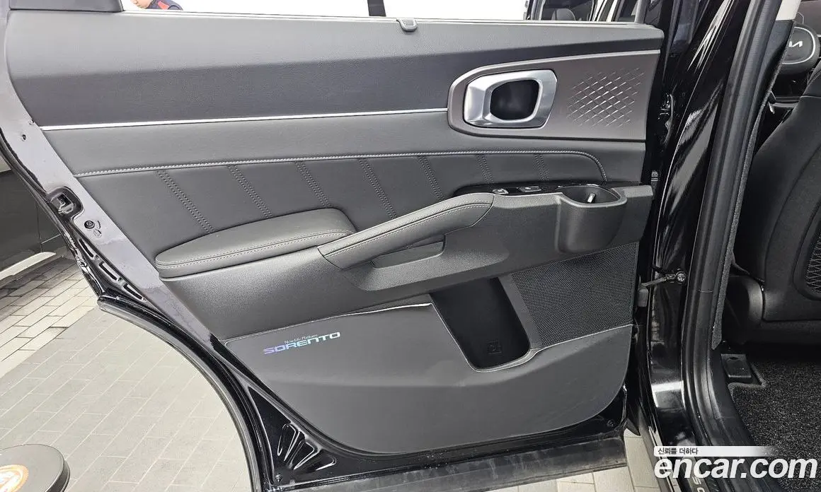 Kia Sorento 2023 2.5 автомат (гидро), фото 15 Kia Sorento 2023 2.5 автомат (гидро), фото 15