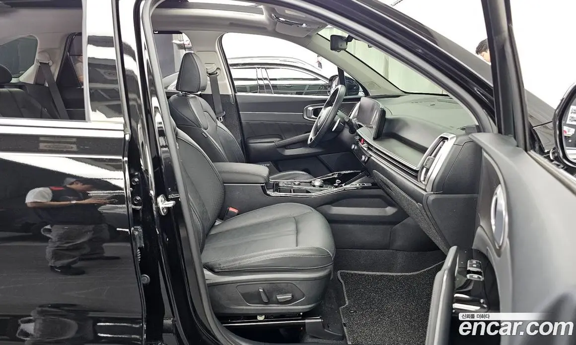Kia Sorento 2023 2.5 автомат (гидро), фото 17 Kia Sorento 2023 2.5 автомат (гидро), фото 17