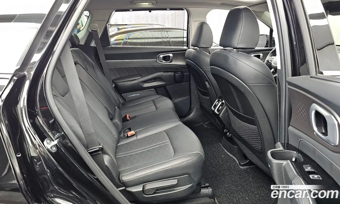Kia Sorento 2023 2.5 автомат (гидро), фото 18 Kia Sorento 2023 2.5 автомат (гидро), фото 18