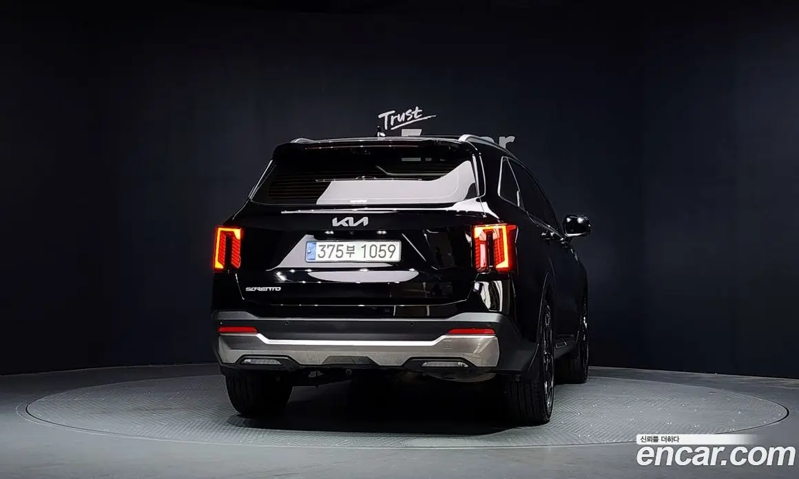 Kia Sorento 2023 2.5 автомат (гидро), фото 4 Kia Sorento 2023 2.5 автомат (гидро), фото 4