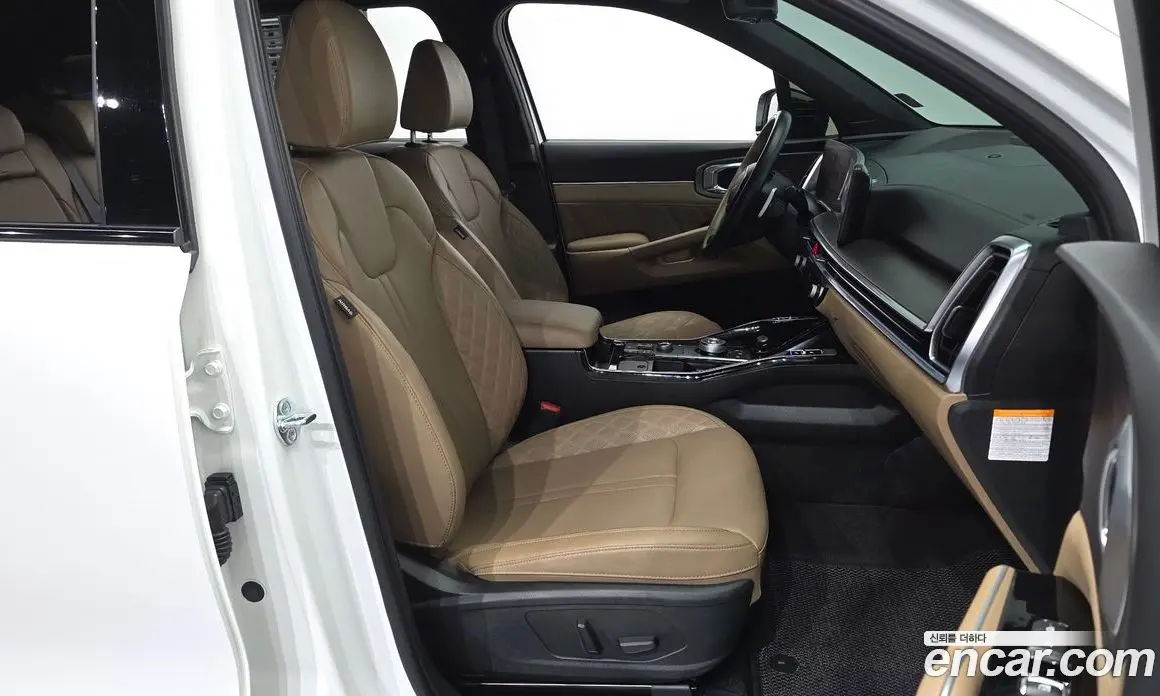 Kia Sorento 2024 1.6 автомат (гидро), фото 17 Kia Sorento 2024 1.6 автомат (гидро), фото 17