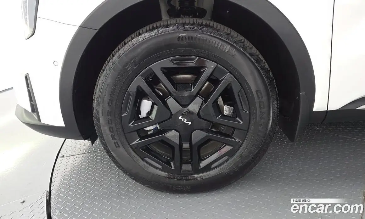 Kia Sorento 2024 1.6 автомат (гидро), фото 5 Kia Sorento 2024 1.6 автомат (гидро), фото 5