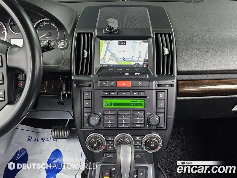 Land Rover Freelander 2011 2.2 автомат (гидро), фото 14 Land Rover Freelander 2011 2.2 автомат (гидро), фото 14