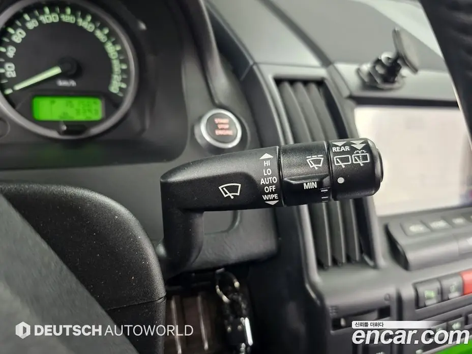 Land Rover Freelander 2011 2.2 автомат (гидро), фото 17 Land Rover Freelander 2011 2.2 автомат (гидро), фото 17