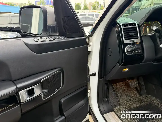 Land Rover Range Rover 2012 4.4 автомат (гидро), миниатюра 11 Land Rover Range Rover 2012 4.4 автомат (гидро), миниатюра 11