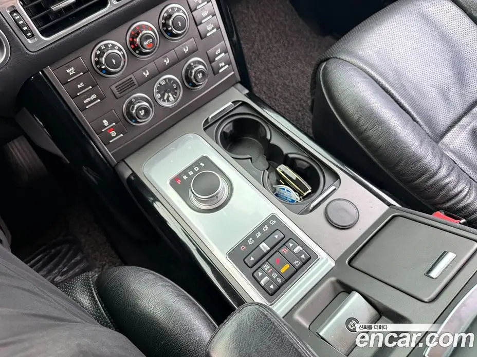 Land Rover Range Rover 2012 4.4 автомат (гидро), фото 14 Land Rover Range Rover 2012 4.4 автомат (гидро), фото 14