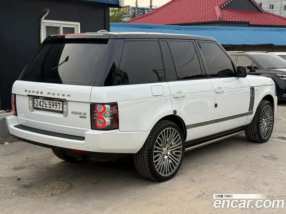 Land Rover Range Rover 2012 4.4 автомат (гидро), фото 4 Land Rover Range Rover 2012 4.4 автомат (гидро), фото 4