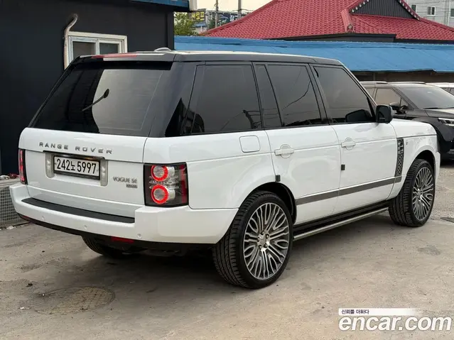 Land Rover Range Rover 2012 4.4 автомат (гидро), миниатюра 4 Land Rover Range Rover 2012 4.4 автомат (гидро), миниатюра 4