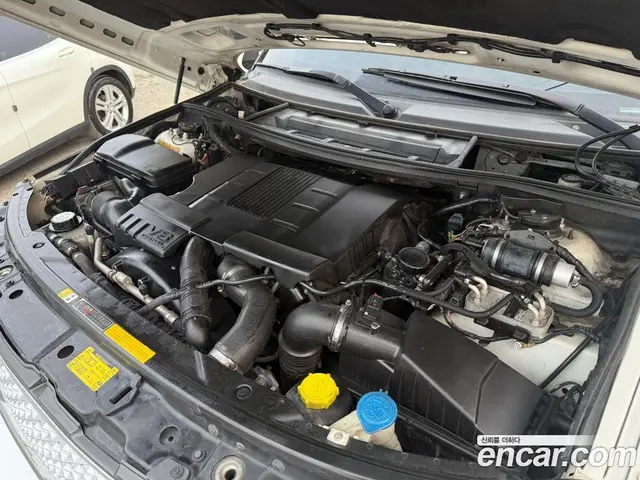 Land Rover Range Rover 2012 4.4 автомат (гидро), миниатюра 5 Land Rover Range Rover 2012 4.4 автомат (гидро), миниатюра 5