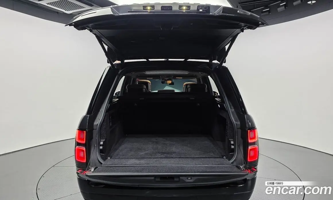 Land Rover Range Rover 2019 5.0 автомат (гидро), фото 19 Land Rover Range Rover 2019 5.0 автомат (гидро), фото 19