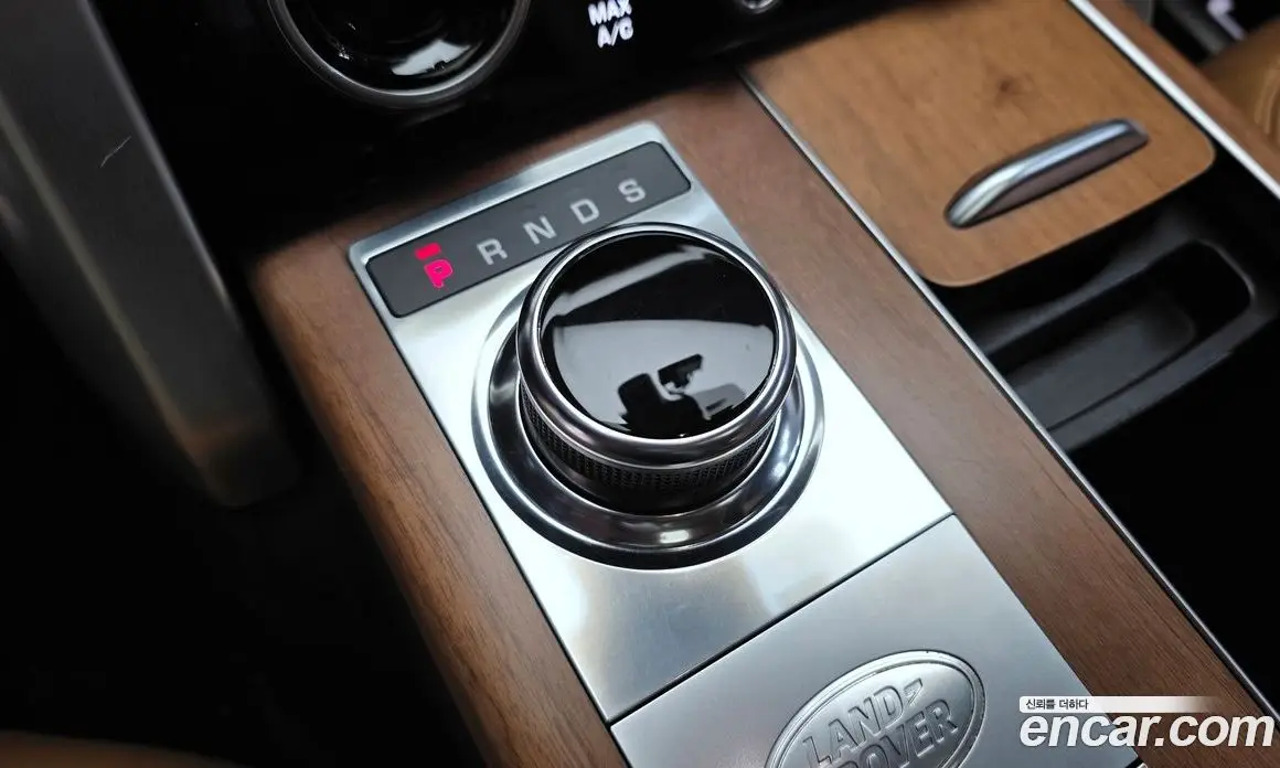 Land Rover Range Rover 2019 5.0 автомат (гидро), фото 9 Land Rover Range Rover 2019 5.0 автомат (гидро), фото 9