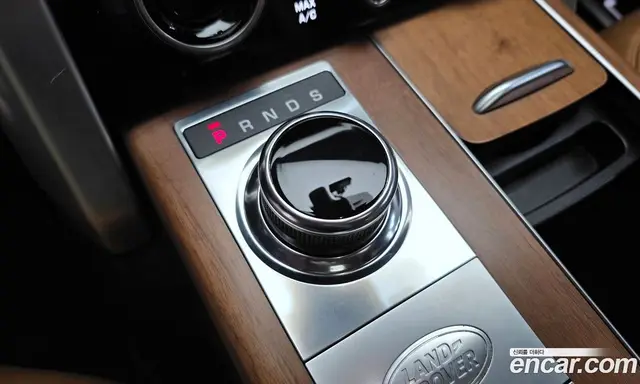 Land Rover Range Rover 2019 5.0 автомат (гидро), миниатюра 9 Land Rover Range Rover 2019 5.0 автомат (гидро), миниатюра 9
