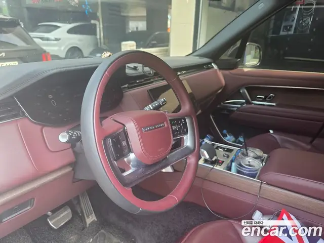 Land Rover Range Rover 2023 4.4 автомат (гидро), миниатюра 11 Land Rover Range Rover 2023 4.4 автомат (гидро), миниатюра 11