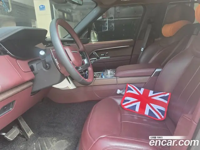 Land Rover Range Rover 2023 4.4 автомат (гидро), миниатюра 10 Land Rover Range Rover 2023 4.4 автомат (гидро), миниатюра 10