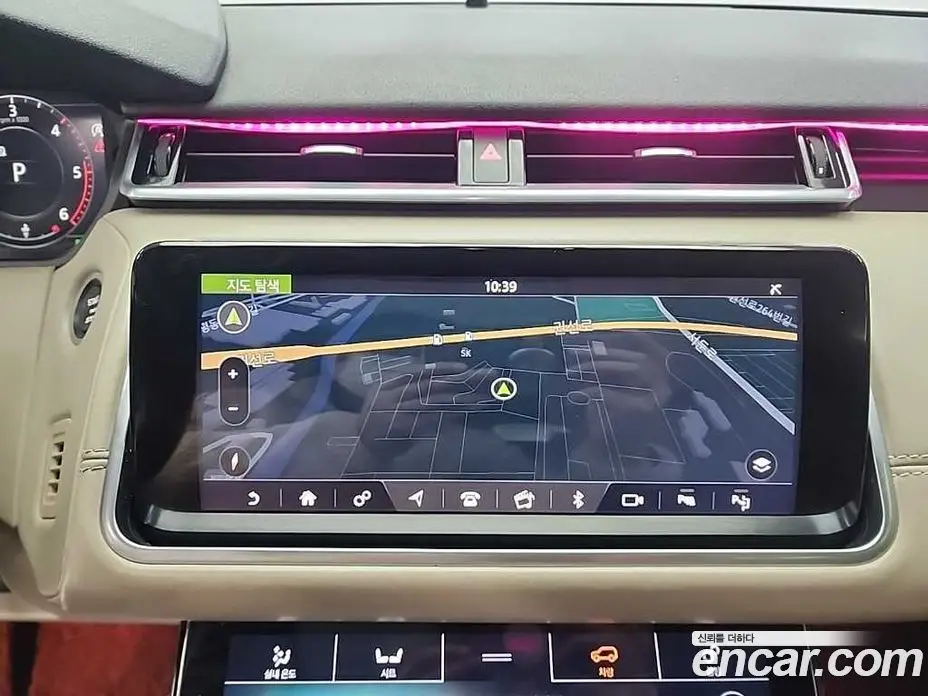 Land Rover Range Rover Velar 2018 3.0 автомат (гидро), фото 15 Land Rover Range Rover Velar 2018 3.0 автомат (гидро), фото 15