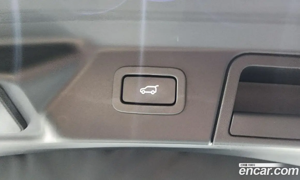 Land Rover Range Rover Velar 2018 3.0 автомат (гидро), фото 26 Land Rover Range Rover Velar 2018 3.0 автомат (гидро), фото 26