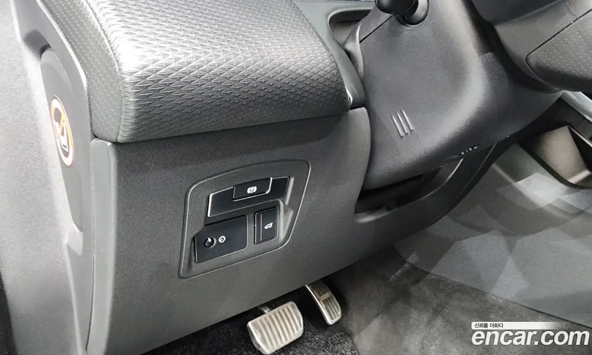 Land Rover Range Rover Velar 2018 3.0 автомат (гидро), фото 40 Land Rover Range Rover Velar 2018 3.0 автомат (гидро), фото 40