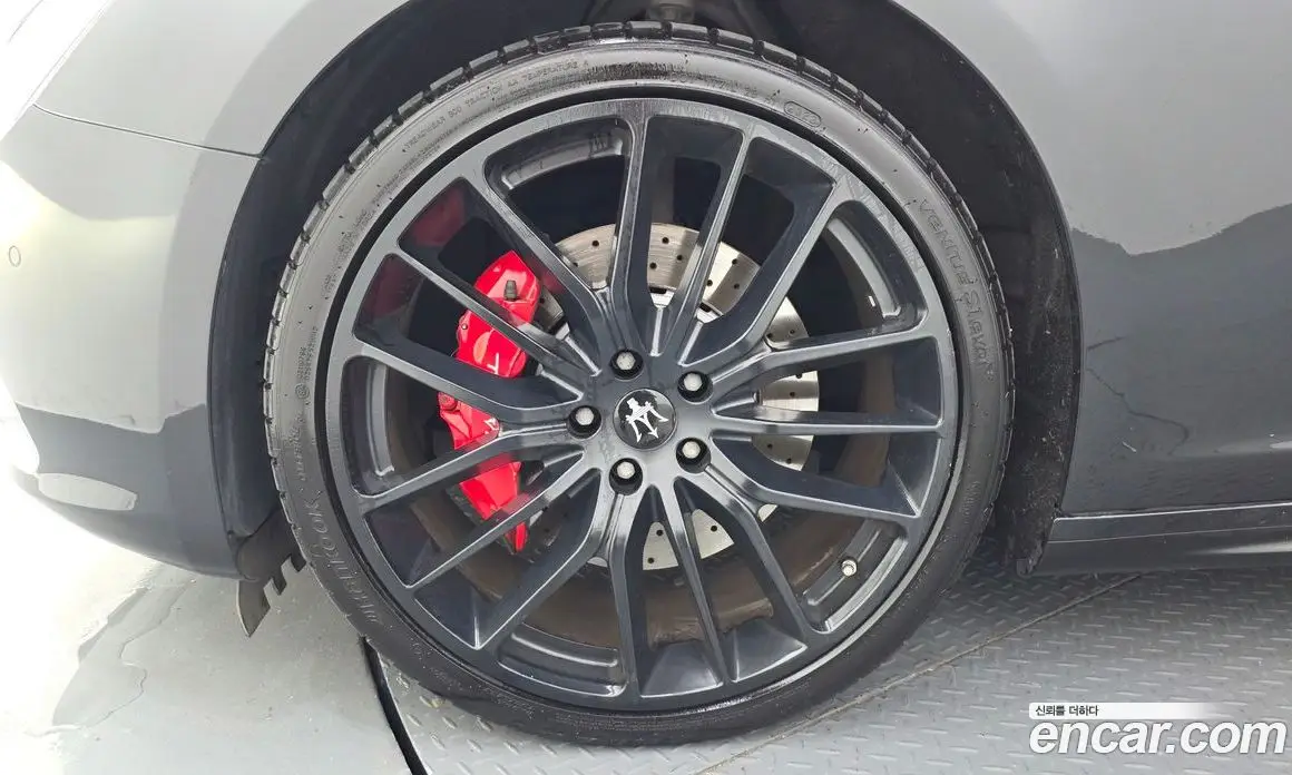 Maserati Ghibli 2014 3.0 автомат (гидро), фото 5 Maserati Ghibli 2014 3.0 автомат (гидро), фото 5