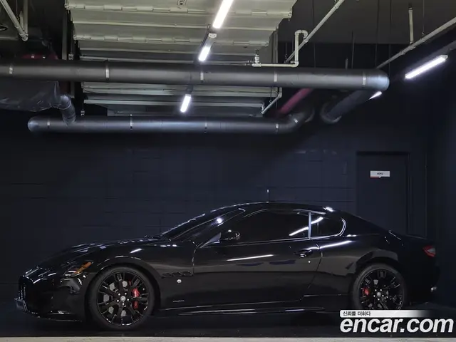 Maserati GranTurismo 2012 4.7 автомат (гидро), миниатюра 3 Maserati GranTurismo 2012 4.7 автомат (гидро), миниатюра 3
