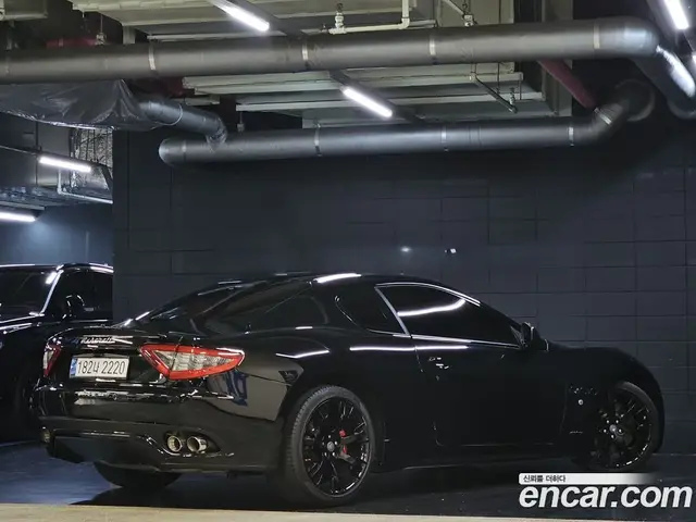 Maserati GranTurismo 2012 4.7 автомат (гидро), миниатюра 5 Maserati GranTurismo 2012 4.7 автомат (гидро), миниатюра 5
