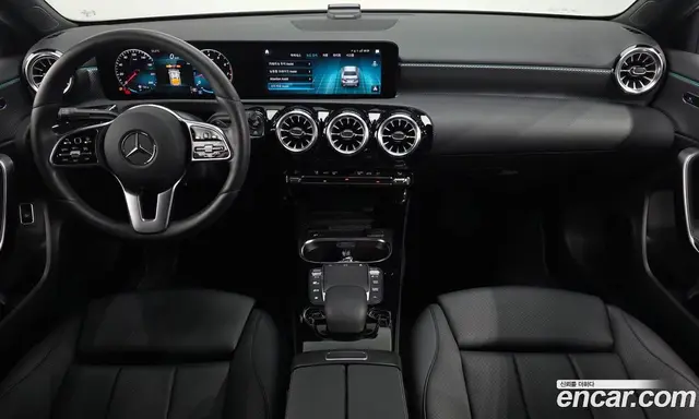 Mercedes-Benz A-Class 2021 2.0 автомат (гидро), миниатюра 9