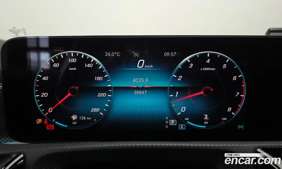 Mercedes-Benz A-Class 2021 2.0 автомат (гидро), фото 10