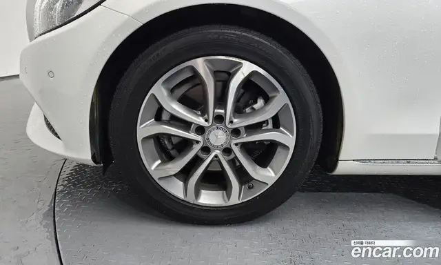 Mercedes-Benz C-Class 2015 2.0 автомат (гидро), миниатюра 5 Mercedes-Benz C-Class 2015 2.0 автомат (гидро), миниатюра 5