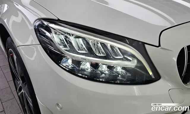 Mercedes-Benz C-Class 2019 1.9 автомат (гидро), миниатюра 8 Mercedes-Benz C-Class 2019 1.9 автомат (гидро), миниатюра 8