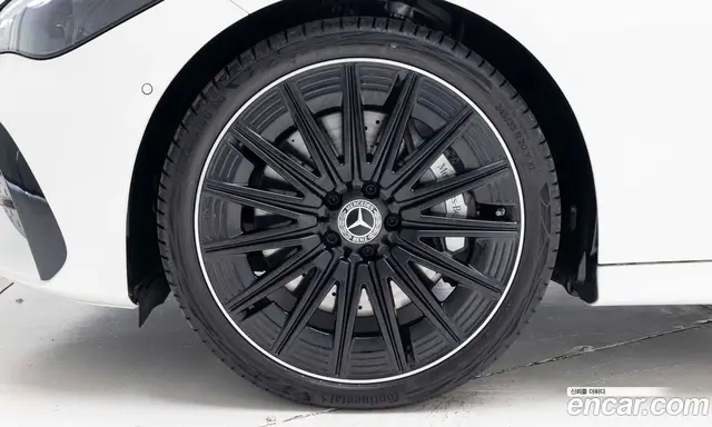 Mercedes-Benz CLE-Class 2025 3.0 автомат (гидро), миниатюра 5