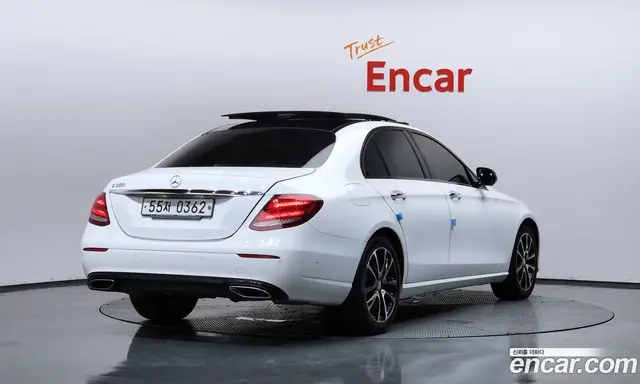 Mercedes-Benz E-Class 2016 2.0 автомат (гидро), миниатюра 2 Mercedes-Benz E-Class 2016 2.0 автомат (гидро), миниатюра 2