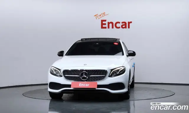 Mercedes-Benz E-Class 2016 2.0 автомат (гидро), миниатюра 3 Mercedes-Benz E-Class 2016 2.0 автомат (гидро), миниатюра 3