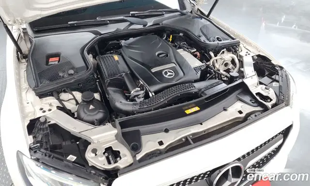 Mercedes-Benz E-Class 2016 2.0 автомат (гидро), миниатюра 6 Mercedes-Benz E-Class 2016 2.0 автомат (гидро), миниатюра 6