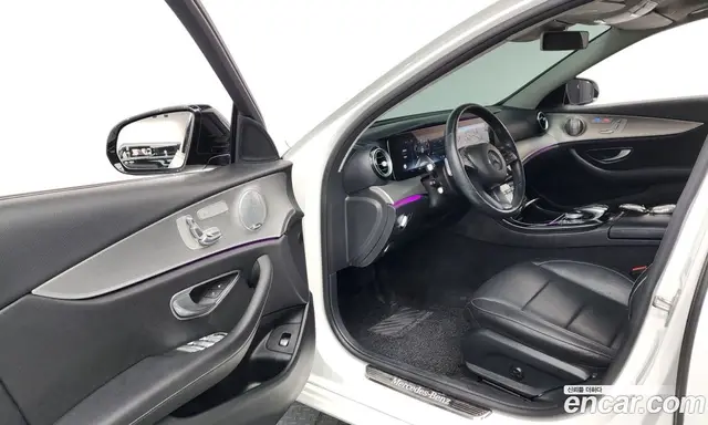 Mercedes-Benz E-Class 2016 2.0 автомат (гидро), миниатюра 10 Mercedes-Benz E-Class 2016 2.0 автомат (гидро), миниатюра 10